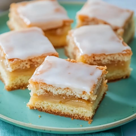 Apfelmuskuchen – Omas schneller Apfelkuchen vom Blech